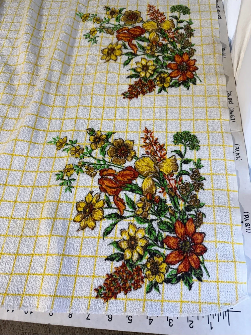Vintage 1970s Terry Cloth Tablecloth 66 x 46 Harvest Floral Yellow Grid Cottage